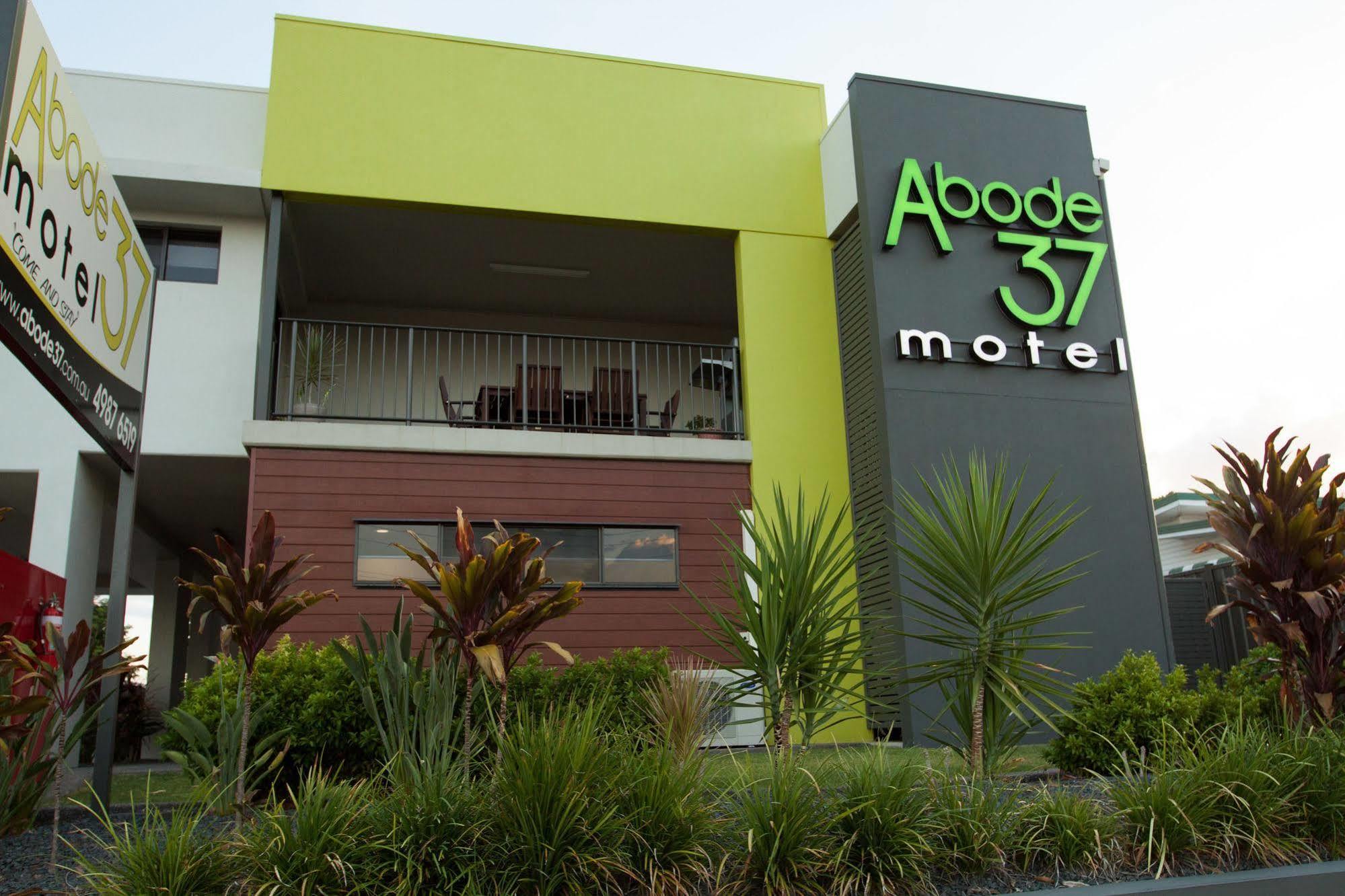 Abode37 Motel Emerald Dış mekan fotoğraf
